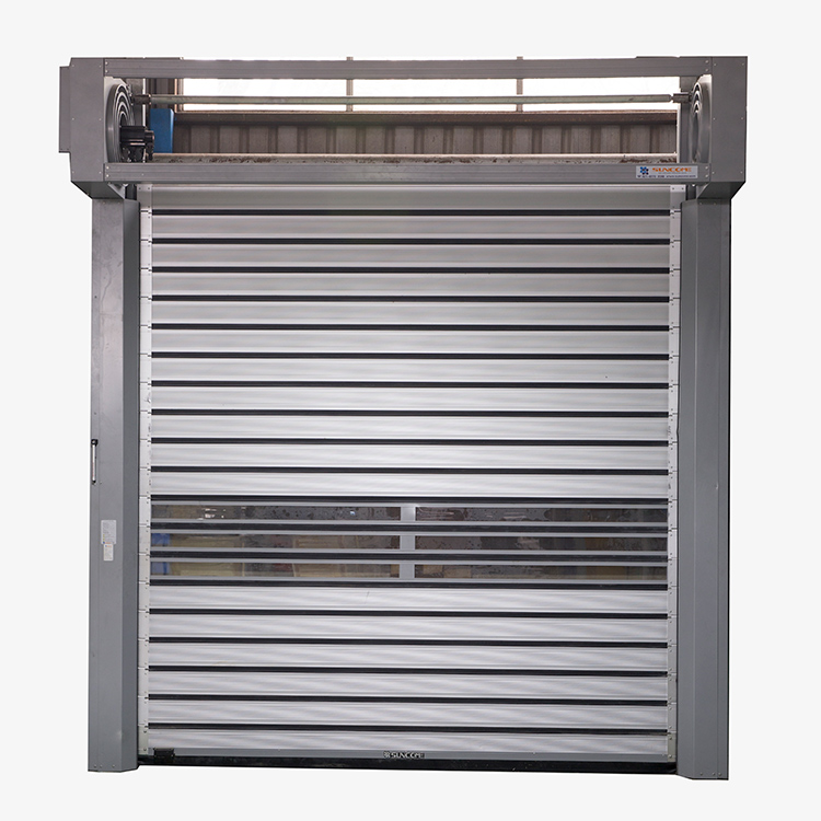 Kodėl verta rinktis greitaeigius vartus modernioms pramonės įrenginiams?